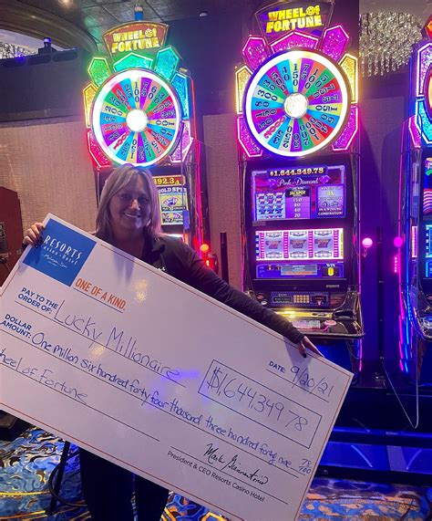 woman hits jackpot at casino refuses to pay